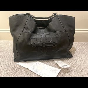 Tory Burch Bombe-T E/W Tote